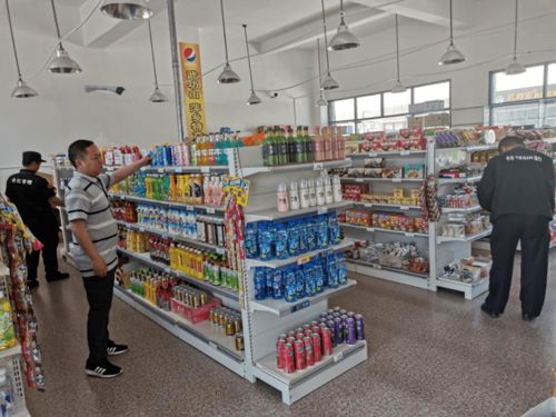 我區(qū)開展食品安全專項(xiàng)檢查，推動(dòng)經(jīng)營管理服務(wù)再升級